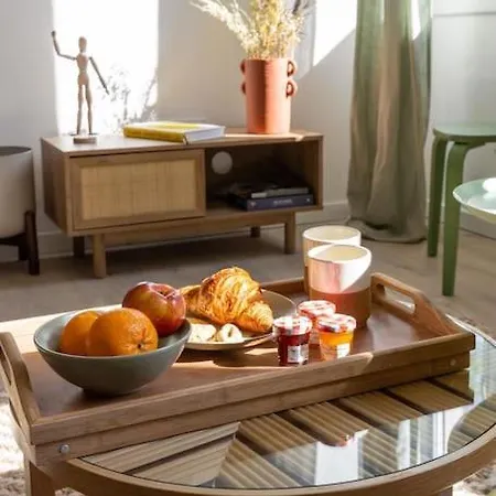 Sunny And Cosy Flat In The Heart Of Marseilles